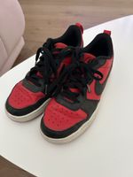 Nike Sneaker rot schwarz Grösse 38.5