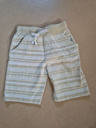 Shorts beige/weiss gestreift, Gr. 98