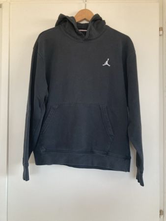 Sweat Jordan gris taille M bon état