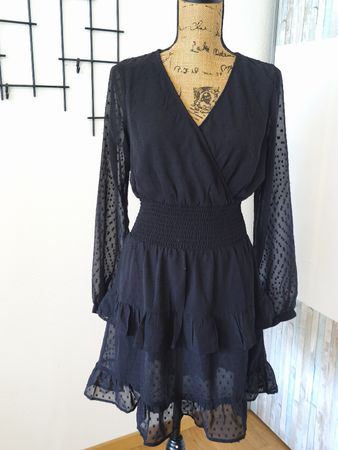 Kleid Only schwarz mit Punkten Grösse S guter Zustand