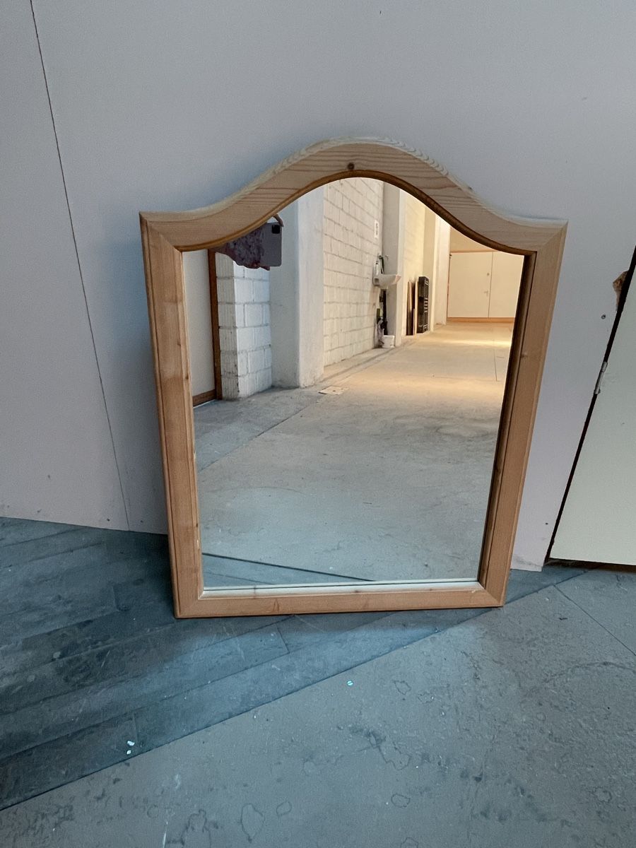 Miroirs: Schöner Holzspiegel mit Rundbogen – D'occasion à Sirnach par Schnuffel01 1