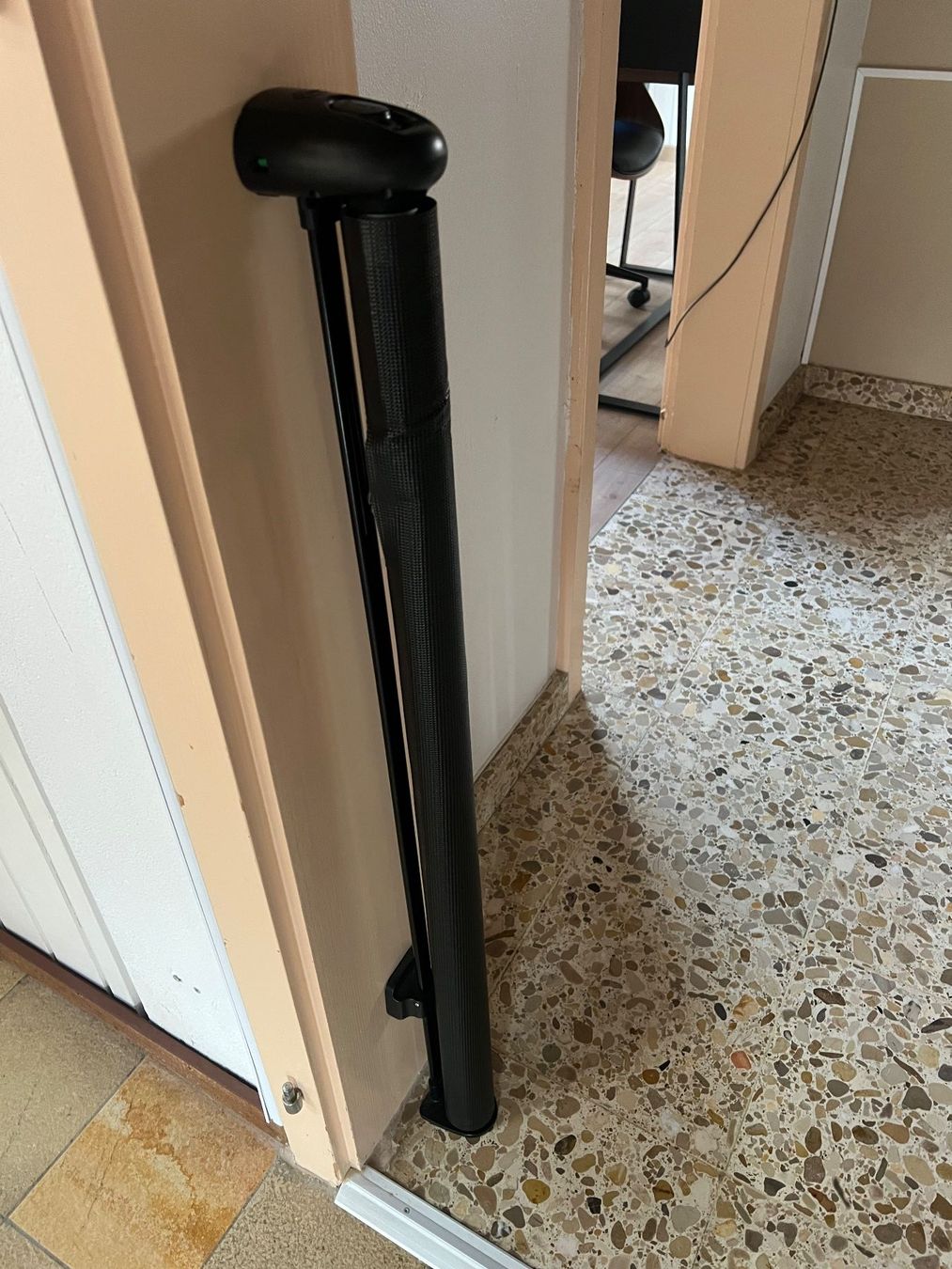 Protezioni & Imbottiture: Porte sécurité pour bébé – Usato da Sonceboz-Sombeval venduto da mil_qv9n 7