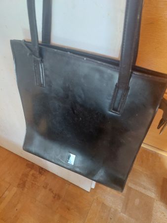 Schwarze Handtasche / Tragetasche, zeitlos elegant!