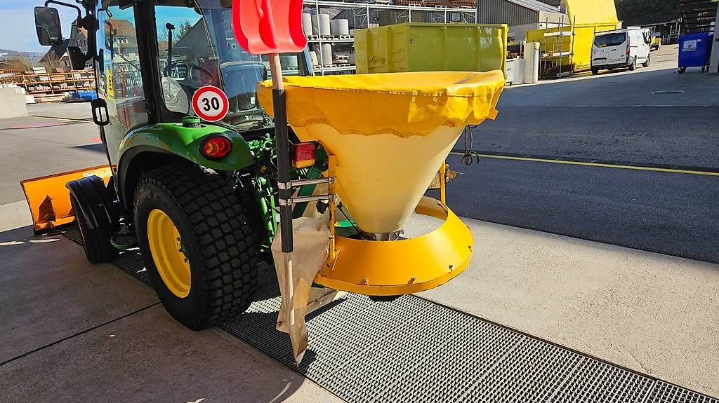 Tutte le macchine: Salstreuer Winterdienst – Usato da St. Erhard venduto da Sima93 1