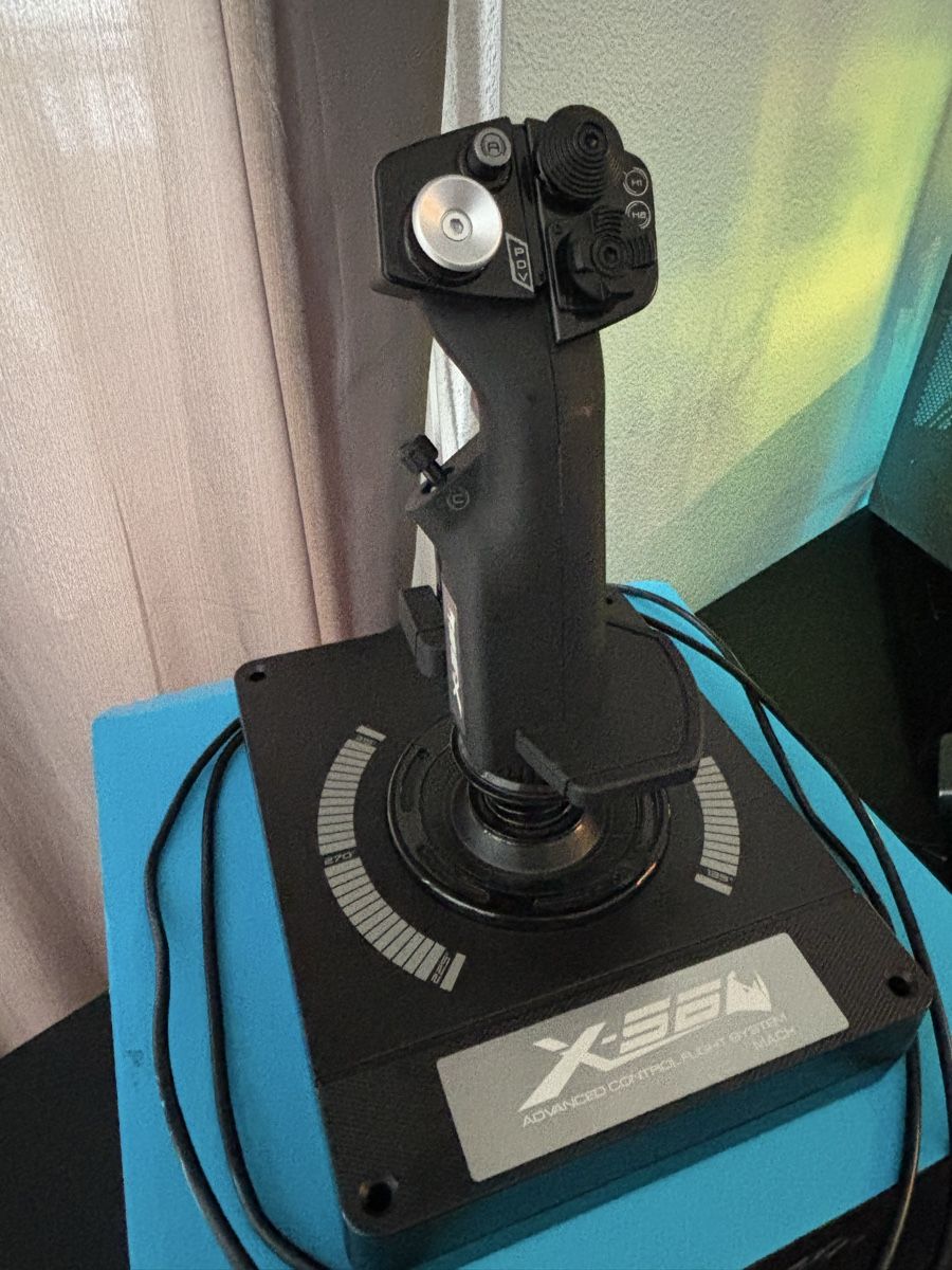Logitech Controller: Logitech G X56 Joystick USB schwarz – Gebraucht aus Rubigen von pmgroba
