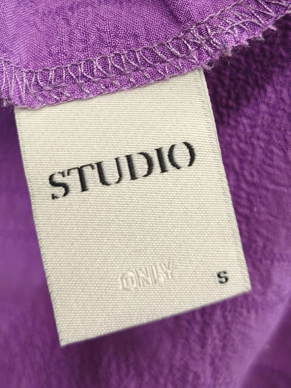 Only Camicette: Bluse lila Grösse S mit Gummizug Taillie – Nuovo (secondo la descrizione) da Emmetten venduto da SecondhandSiska 5