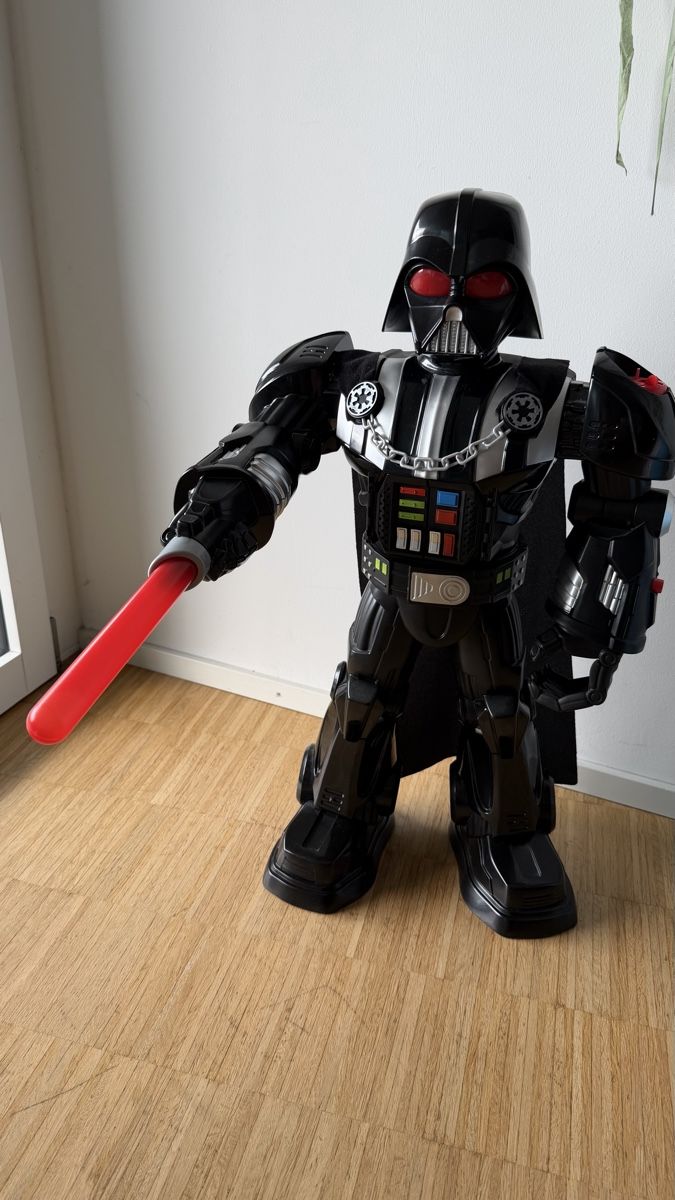 Giocattoli: Darth Vader Bot mit Licht & Sound - 60 cm – Usato da Pratteln venduto da Paddy_311 2