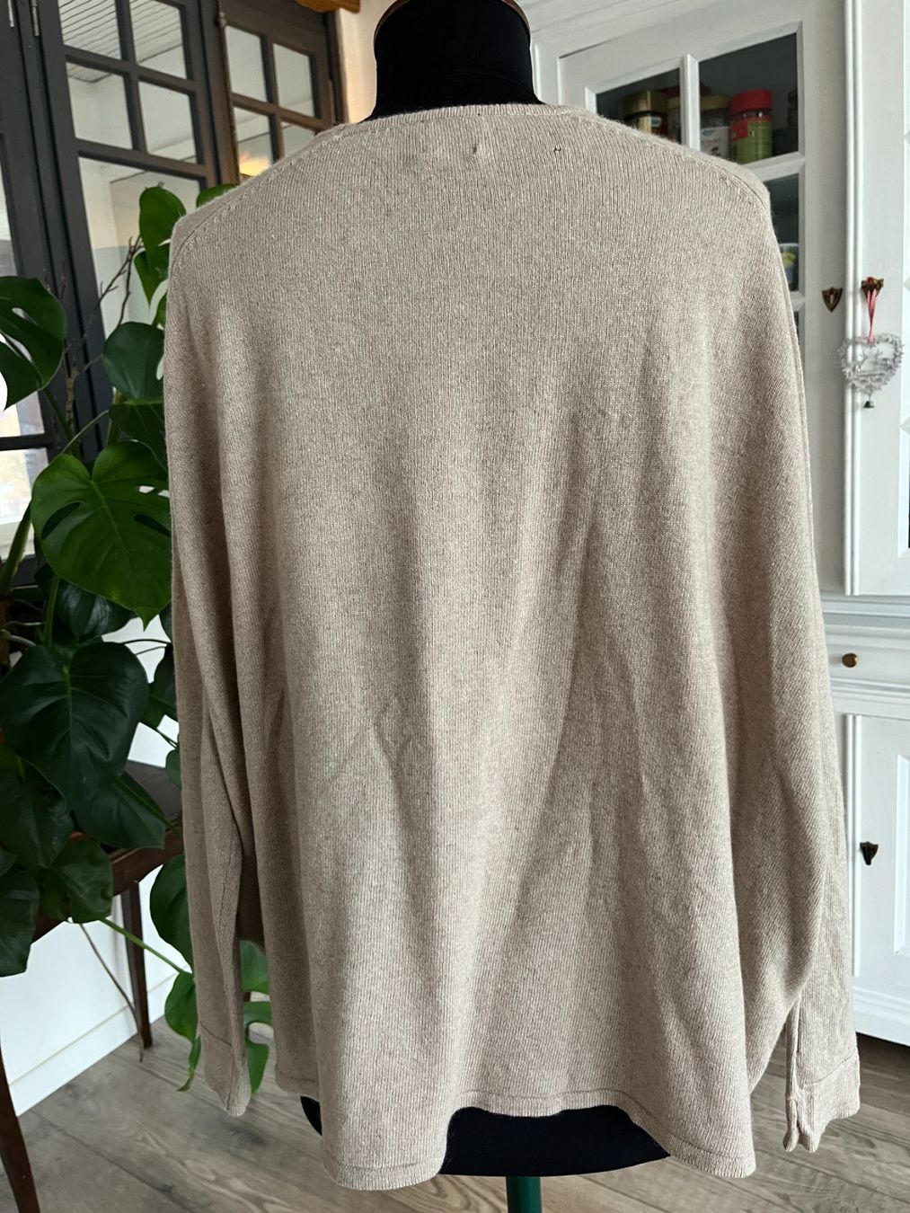 Pulls & Sweat-shirts: Grand Pull " mes soeurs et moi" – D'occasion à Seiry par van_n79x 3