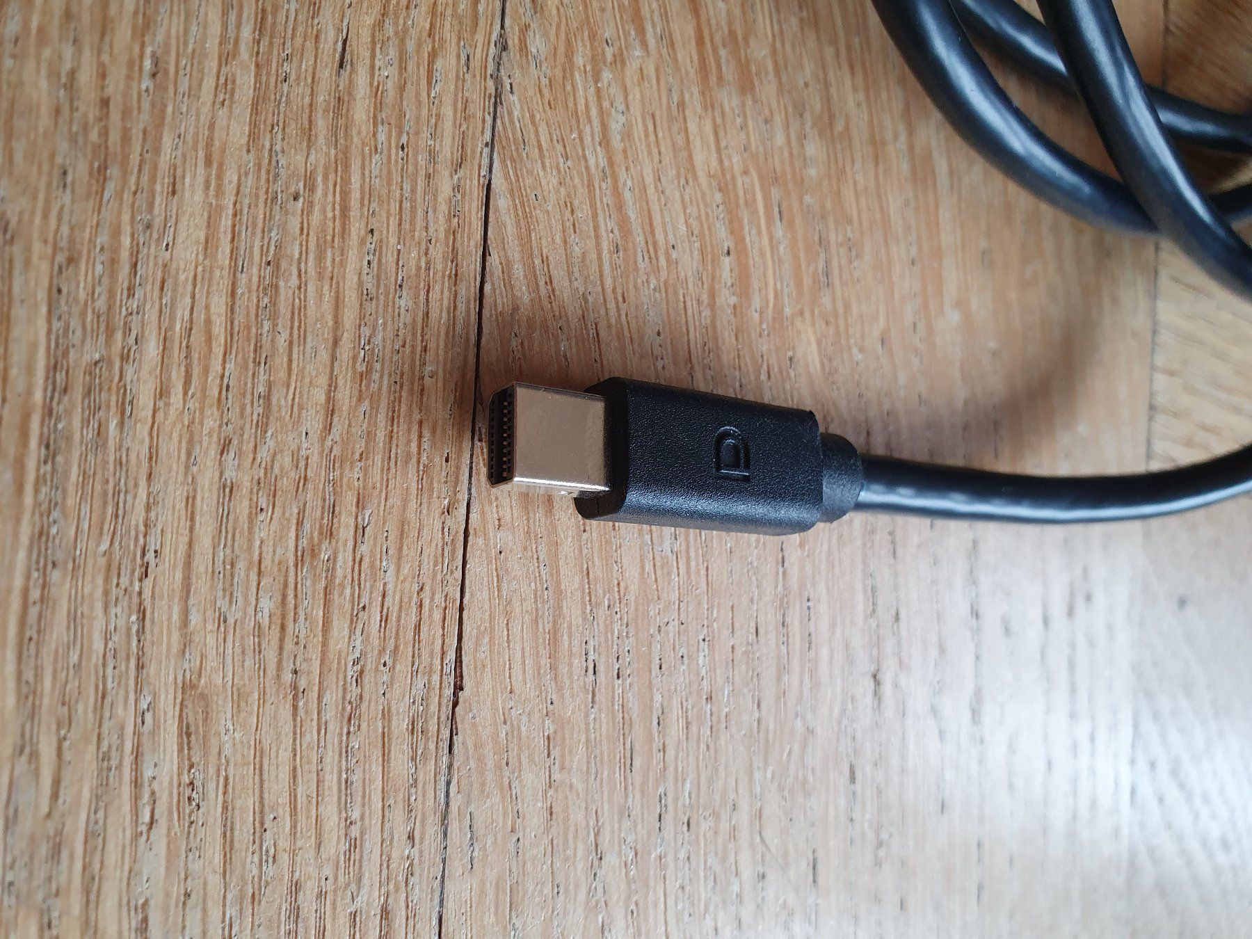 Kabel: Mini DisplayPort zu DisplayPort Kabel - 1.8 m - 69R2V – Gebraucht aus Bern von Llu 1