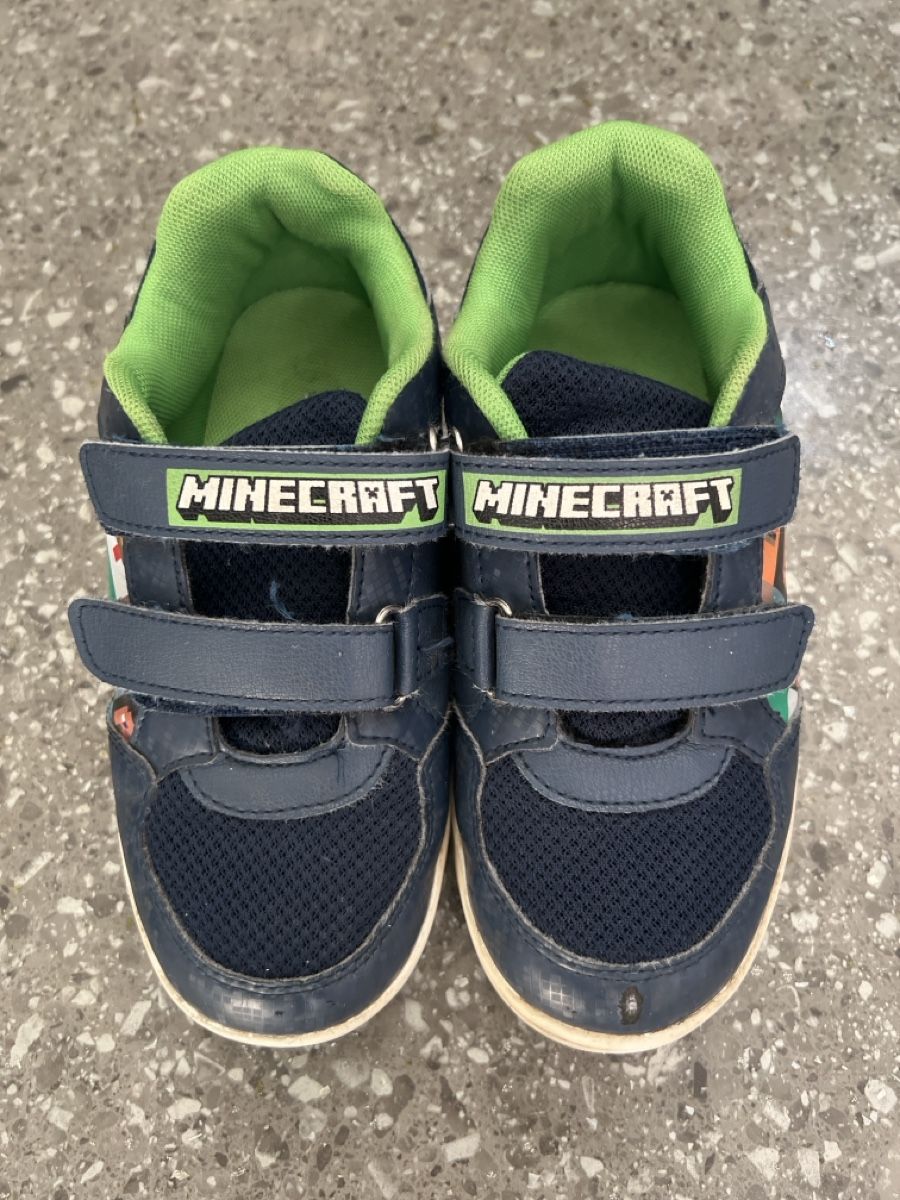 Scarpe per ragazzi: Schuh-Paket Junge Gr. 30/31 – Usato da Zuchwil venduto da Commander0 5