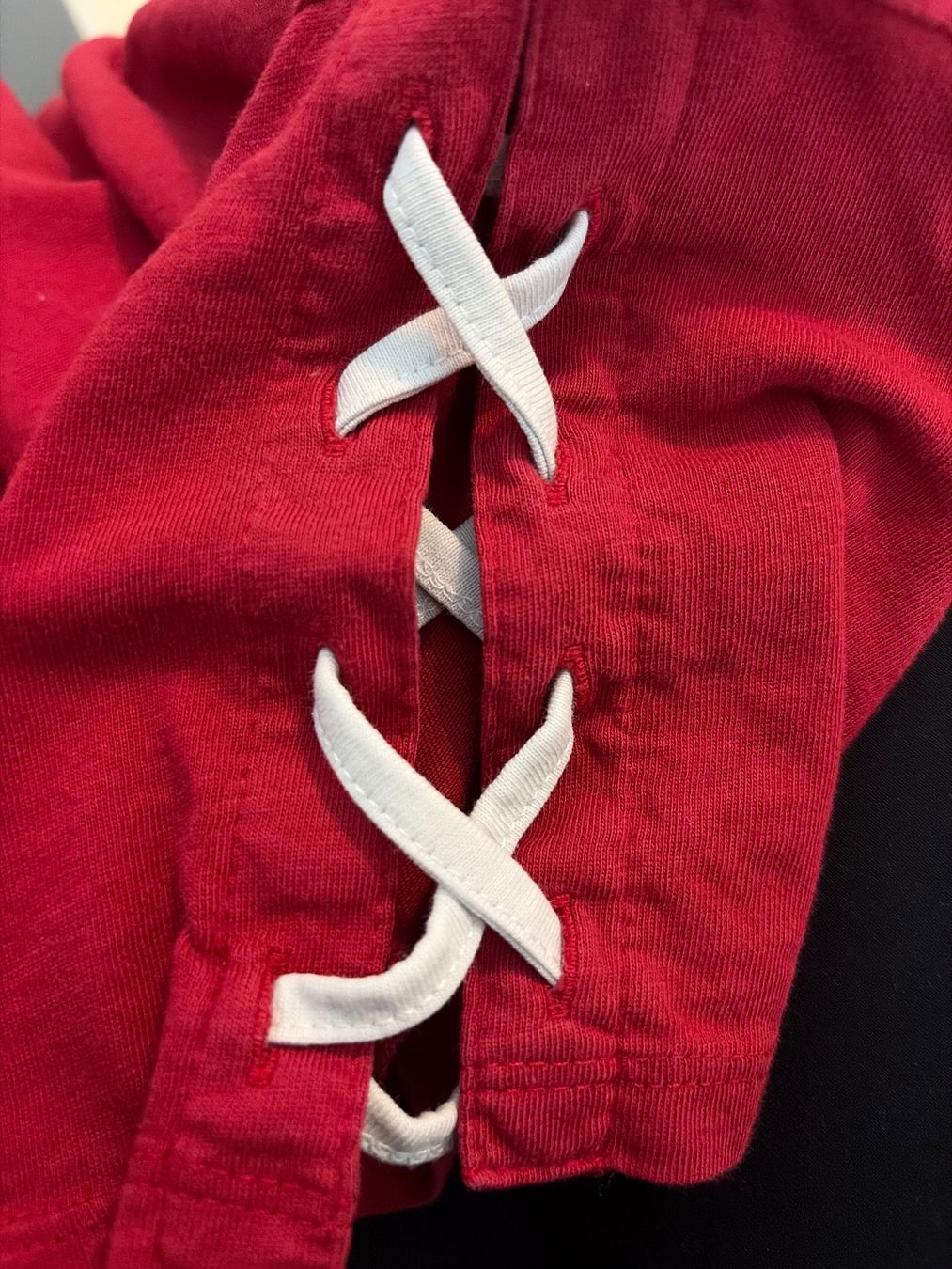 T-Shirts: Rotes Karma T-Shirt – Gebraucht aus Winterthur von sam_x2fx 1