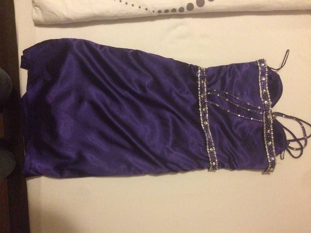 Robes: Abendkleid in violett – D'occasion à Dietikon par Akil03 1
