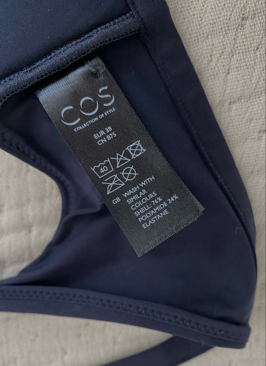 Cos Costumi da bagno & Bikini: COS Bikinitop / Bikini Oberteil in Gr.38 – Nuovo (secondo la descrizione) da Ehrendingen venduto da Uxaxa 2