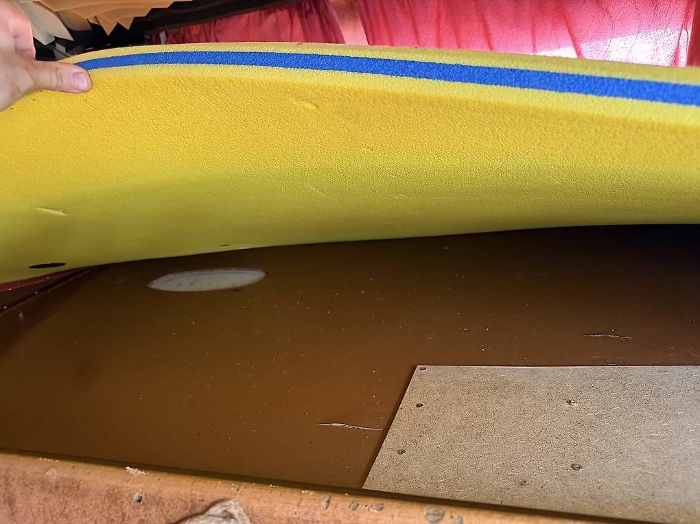 Lits: Letto Basculante Camper – D'occasion à Camorino par CamperCommunity 2