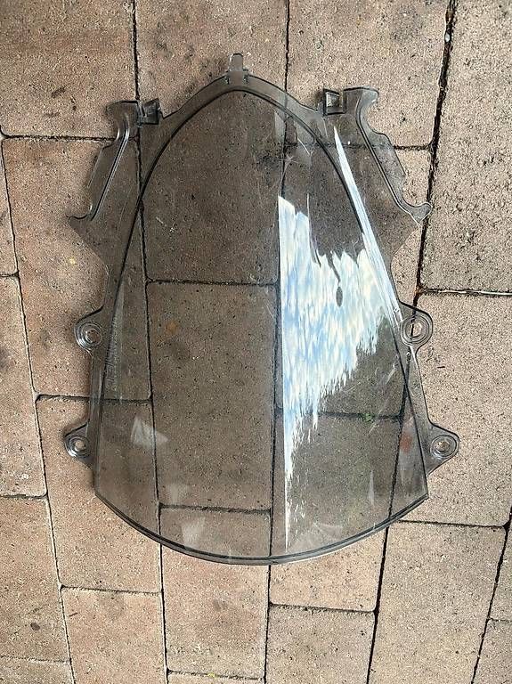 Tutti i ricambio per moto: Windschutz/ abdeckung Motorrad – Usato da Roggwil venduto da F.Sutter 2