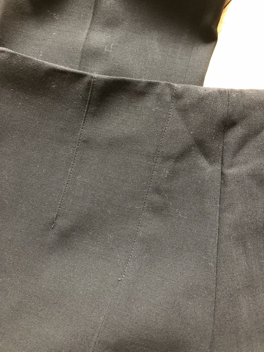 Akris Pantaloni: Elegante Hose Akris 42 – Usato da Basel venduto da Kalleskaviar 4