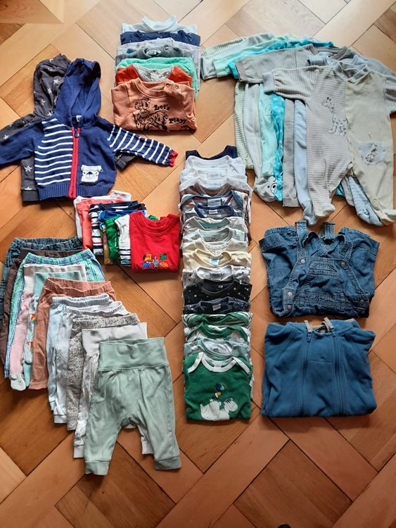 Ensembles coordonnés: Kleiderpaket Baby Gr. 68, sehr guter Zustand, 62 Teile – D'occasion à zürich par weissingerk