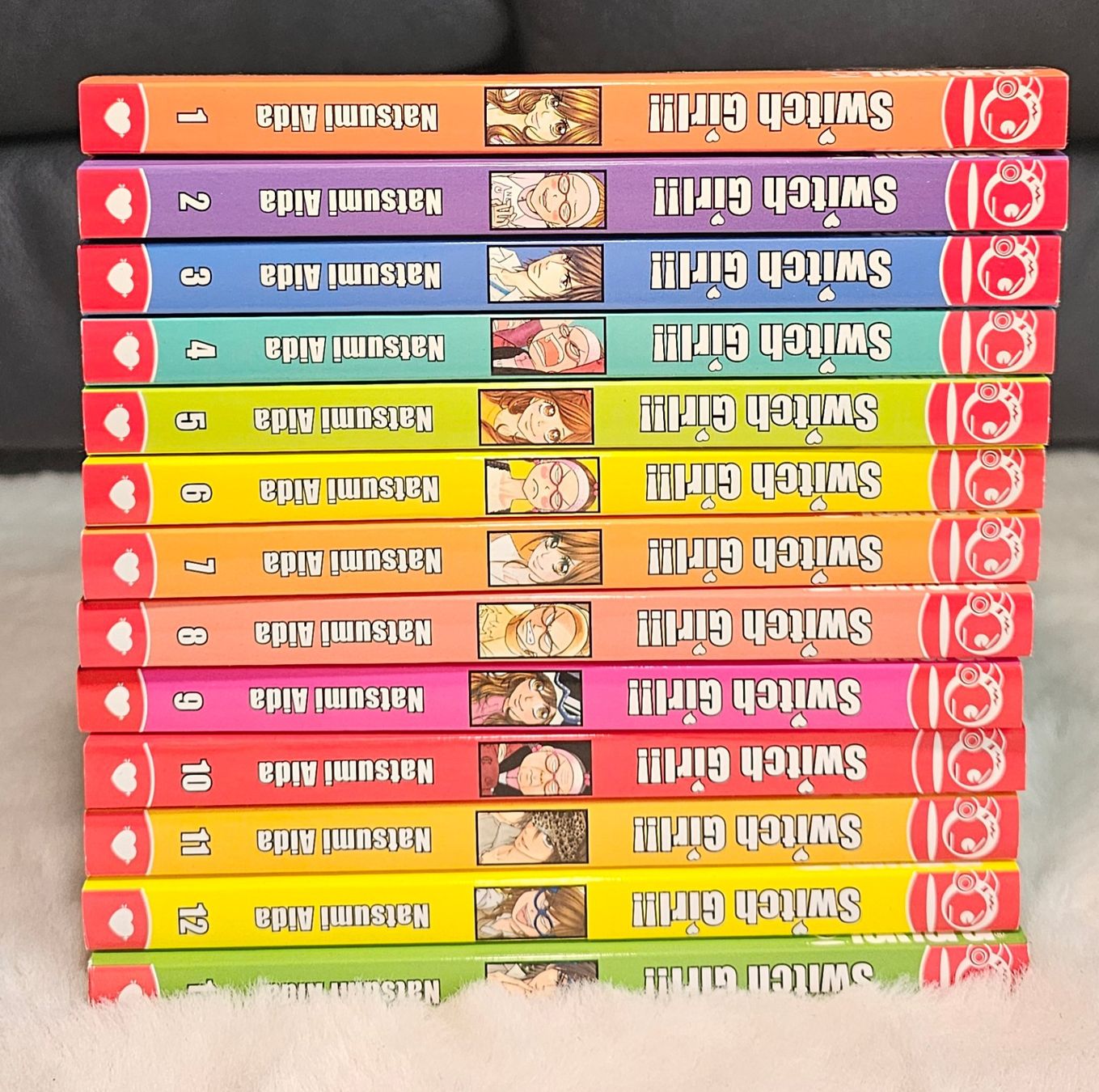 Comics: Switch Girl - Band 1-13 deutsch – Gebraucht aus Arni AG von StrohhutG