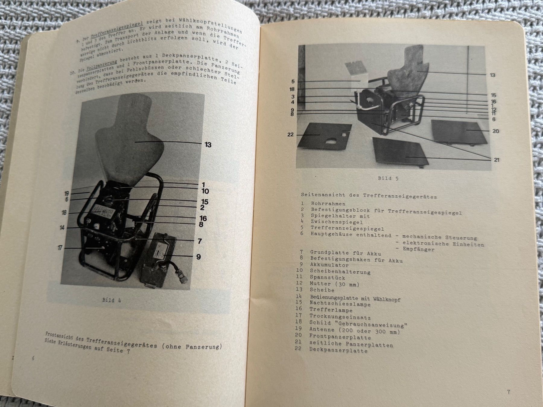 Bücher: 4 Reglemente: Trefferanzeigen/Gefechtsschiessen - CH Armee – Gebraucht aus Brütten von Hst1 2