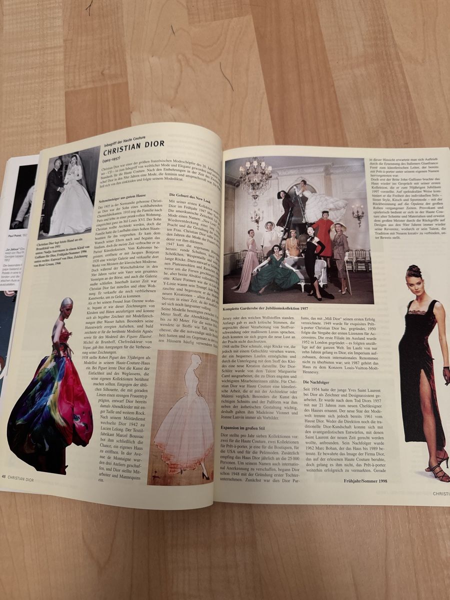 Zeitschriften & Magazine: Modebuch "Geschichte der Mode" 20. Jh. – Neu (gemäss Beschreibung) aus Oberweningen von Jogi2 2