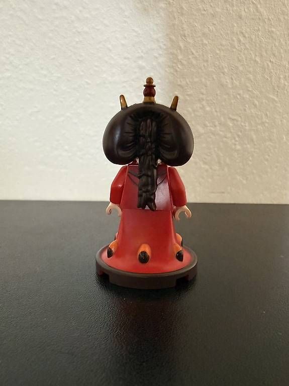 Lego Statuette: Queen Amidala Lego Star Wars Figur – Usato da Zürich venduto da Liam_Hess 2