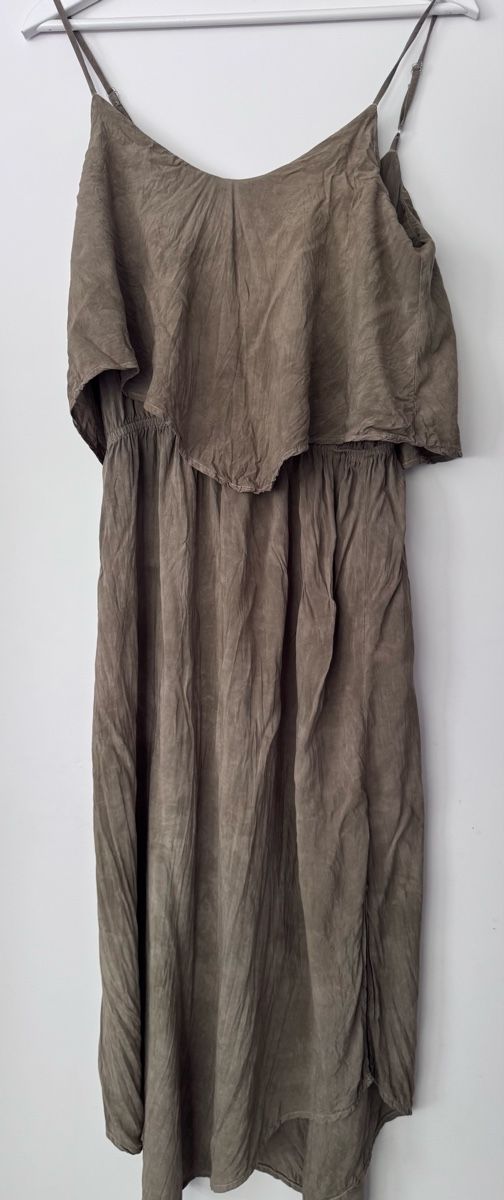 Kleider: Olivegrünes Kleid – Gebraucht aus Rudolfstetten von krach