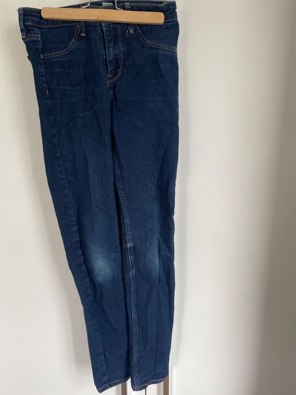 Jeans: Lot de 4 jeans – Usato da Gy venduto da ros_h98s