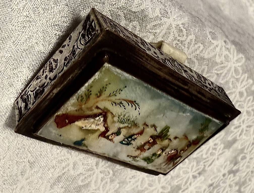 Barattoli: Antike versilberte Dose mit Perlmuttdeckel ,orient Szene – Usato da Fahrwangen venduto da Dirk.Gerlach 4