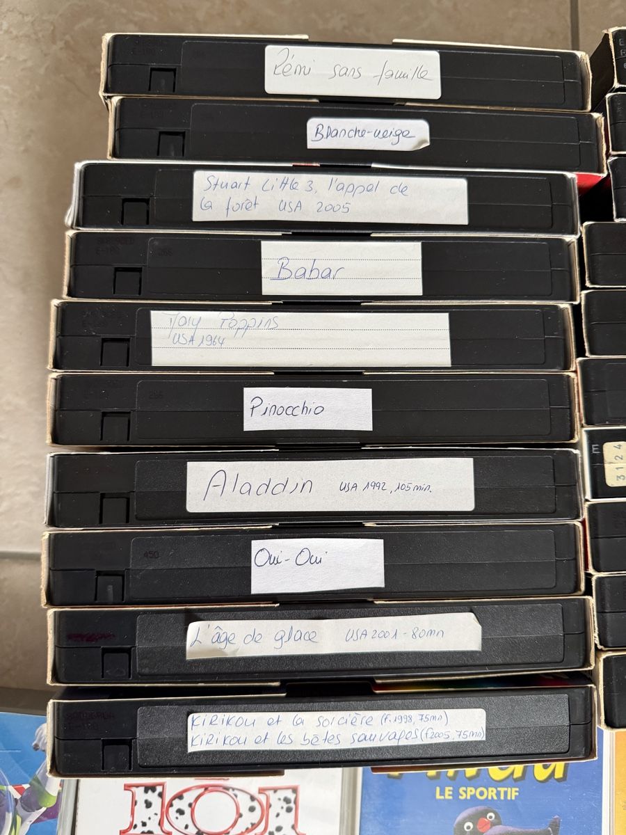 Tutti i VHS: 61x cassette video VHS – Usato da Courtételle venduto da claude41 1