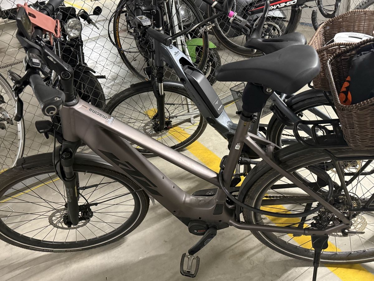 KTM Biciclette: KTM Macina Silence elderberry matt, 56 cm – Usato da Bottighofen venduto da Freemaggie 1