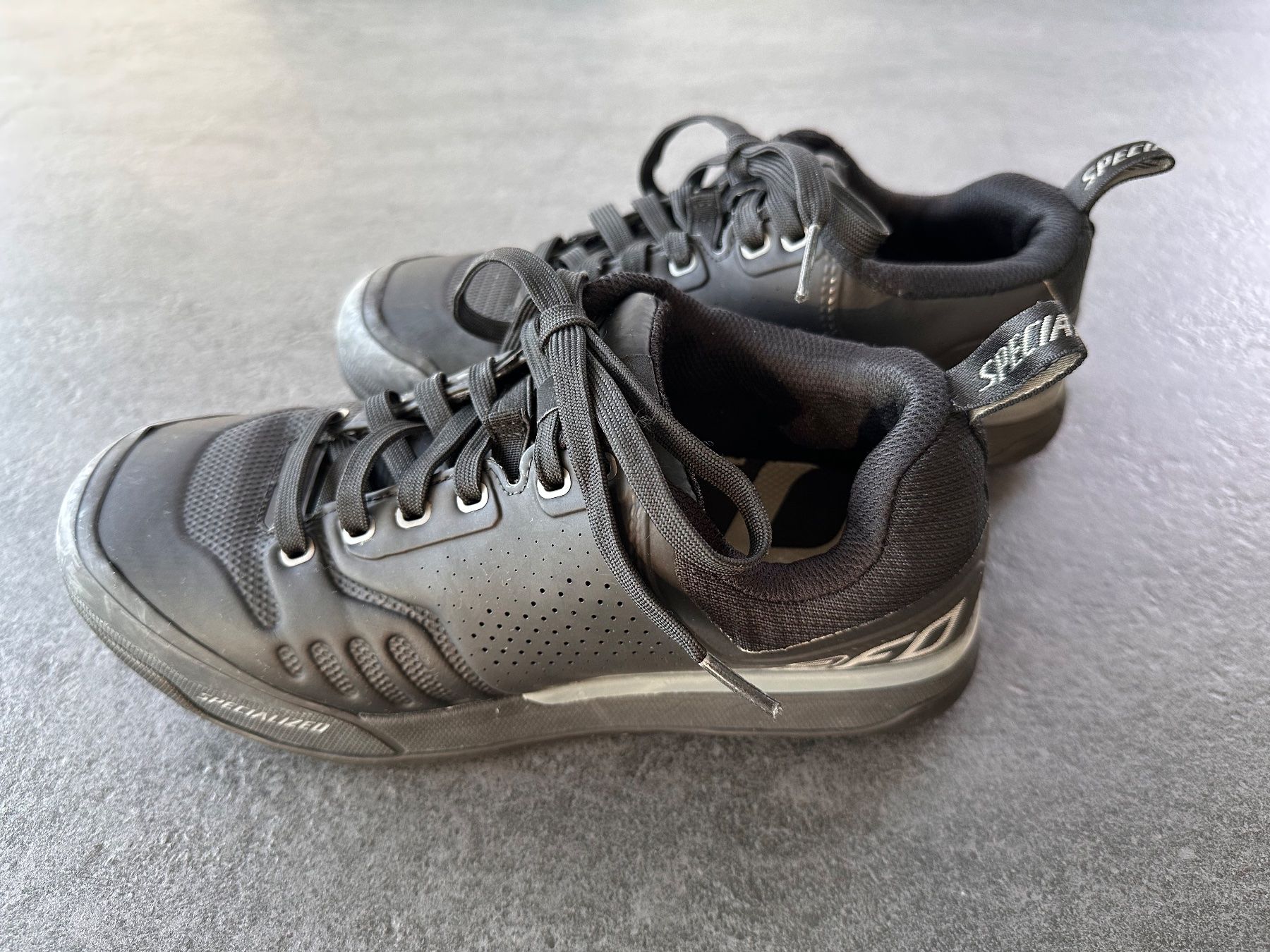 Specialized Scarpe per ragazzi: Kinder Bikeschuhe Spezialized Gr. 39 – Usato da Arboldswil venduto da schlulu 3