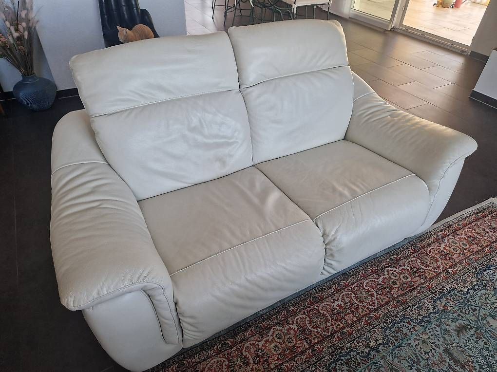 Sofas: 2 beaux canapes cuir  – Gebraucht aus ESTAVAYER LE LAC von MIMI0133 3