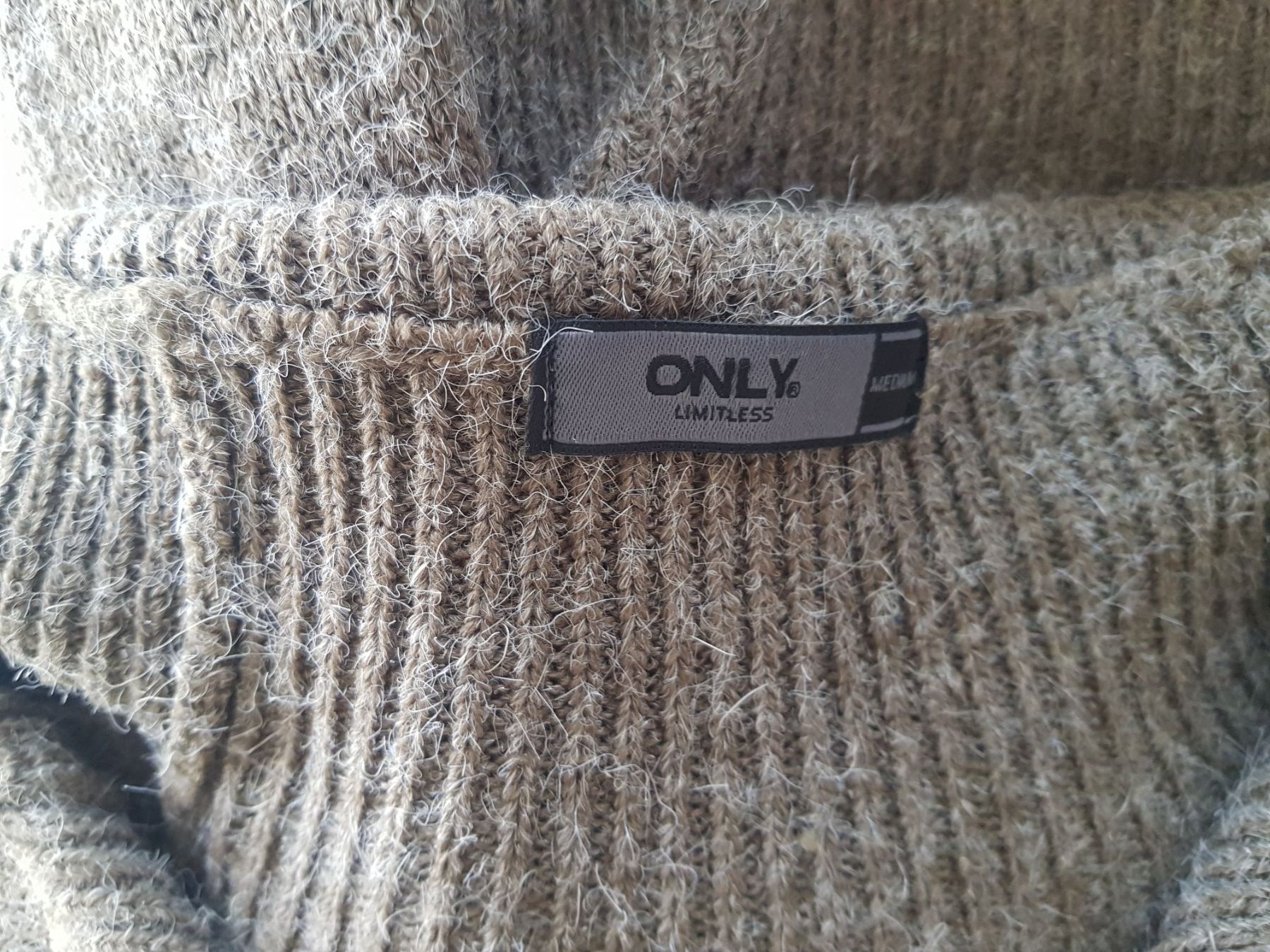 Only Giacche: DAMEN STRICKJACKE VON ONLY – Usato da Root venduto da LifestyleAccessoires 4