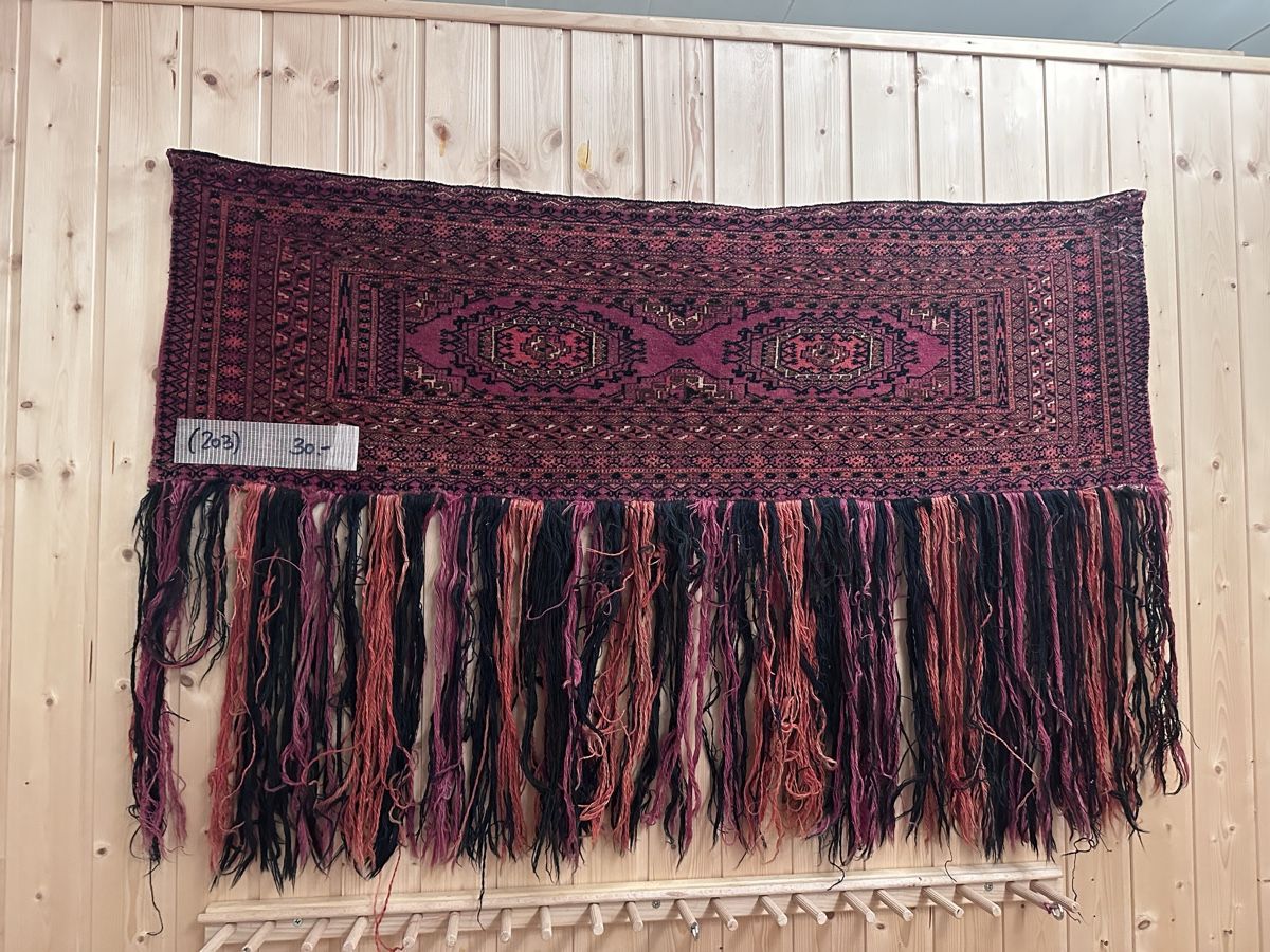 Teppiche: Orientalischer Teppich mit Fransen, rot – Gebraucht aus Riedholz von lena__4533