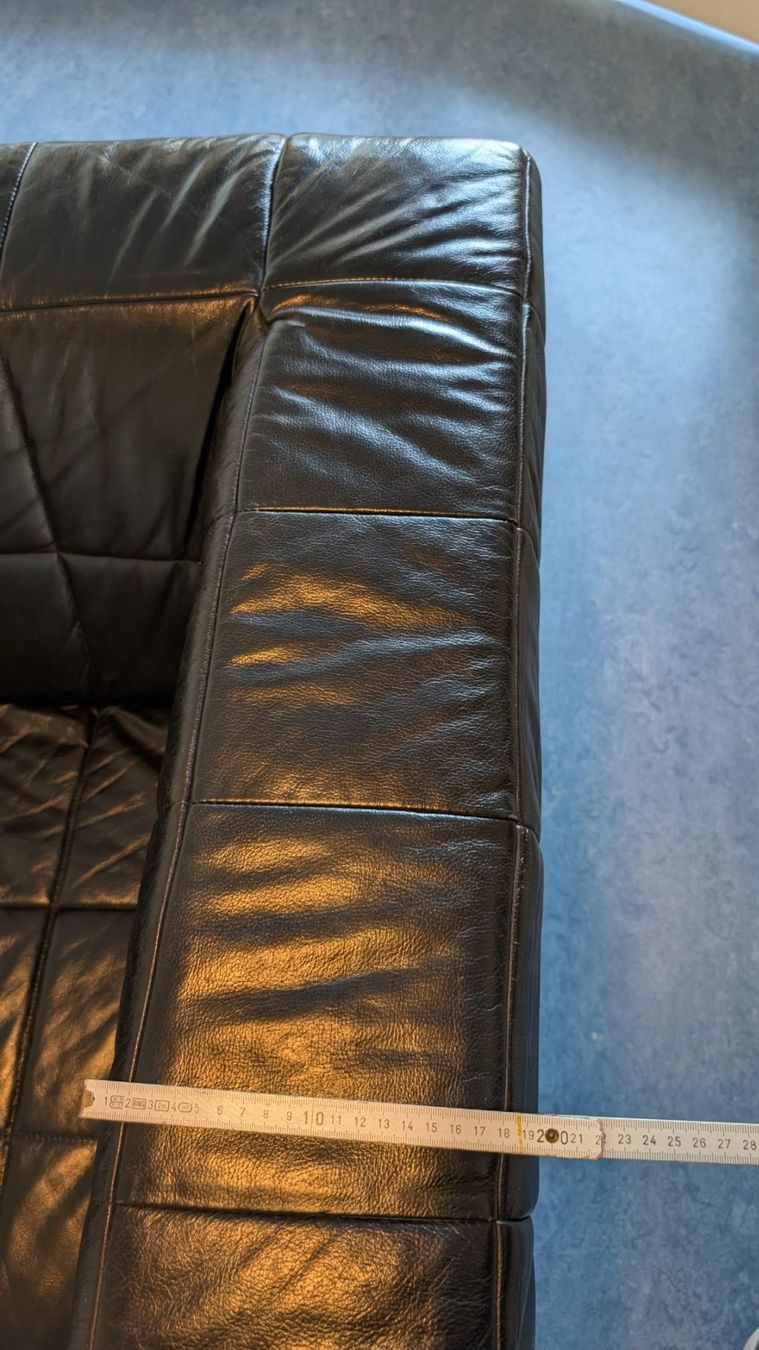 Sofas: Sofa Leder schwarz 2-Sitzer gebraucht – Gebraucht aus Zürich von TWiederkehr91 5