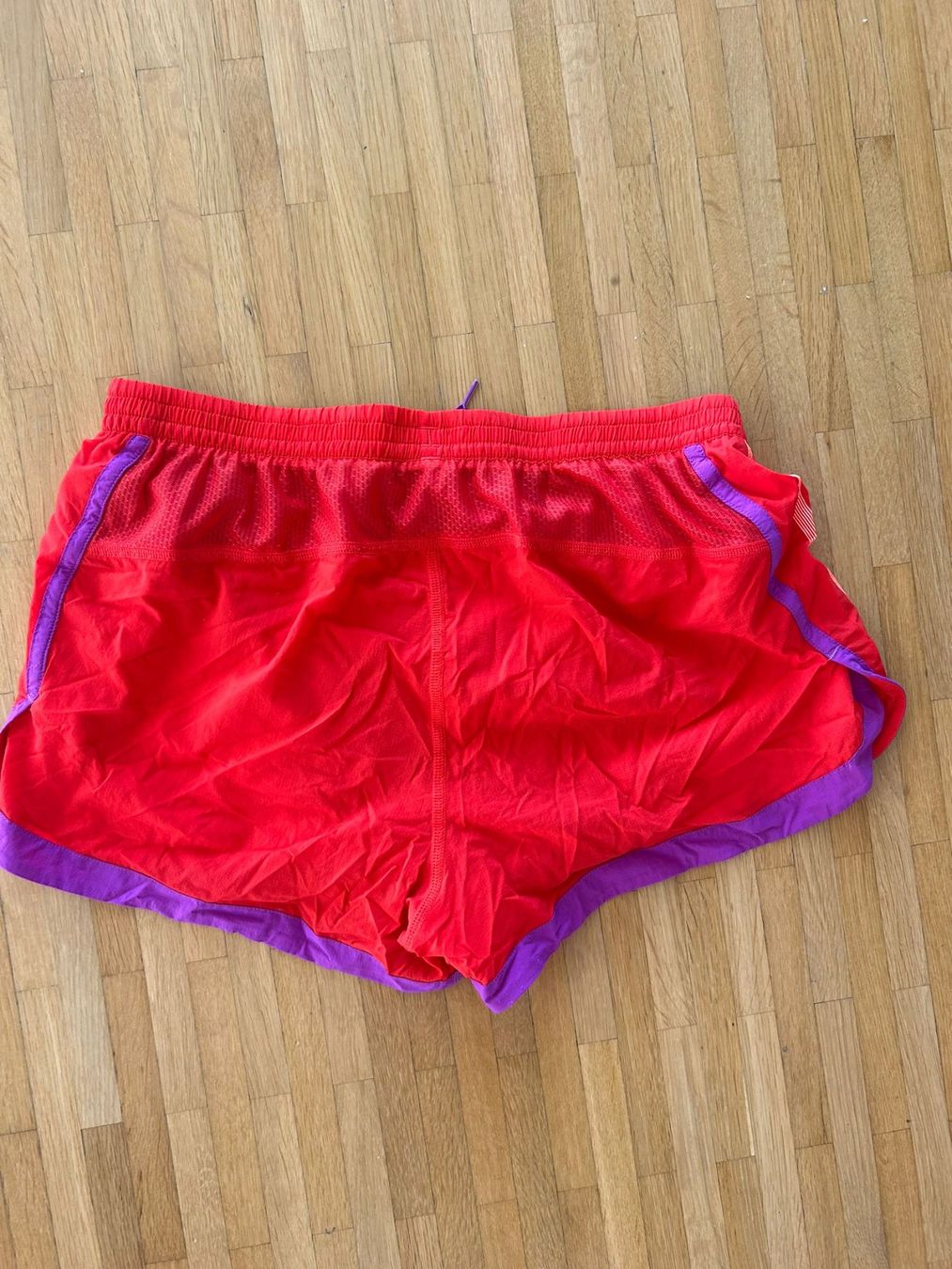 Adidas Pantaloni: Sporthose Adidas Climacool, Grösse 34 – Usato da Wettingen venduto da Lenny15 1