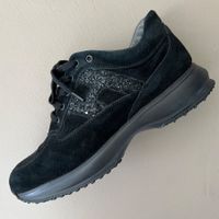 HOGAN Interactive Sneakers 🖤