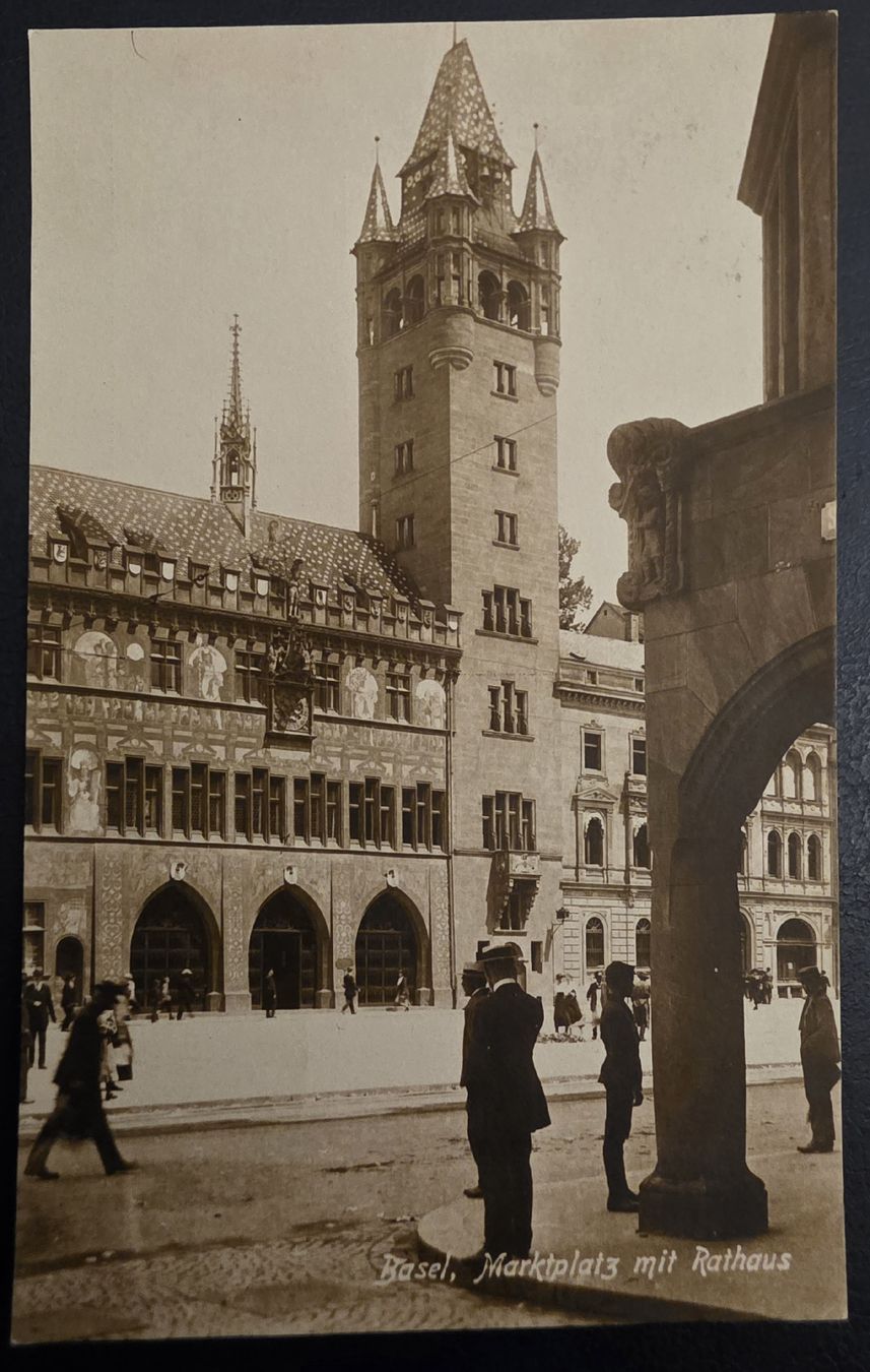 Ansichtskarten: Ansichtskarte Basel, Rathaus – Gebraucht aus Bern von Kocholo