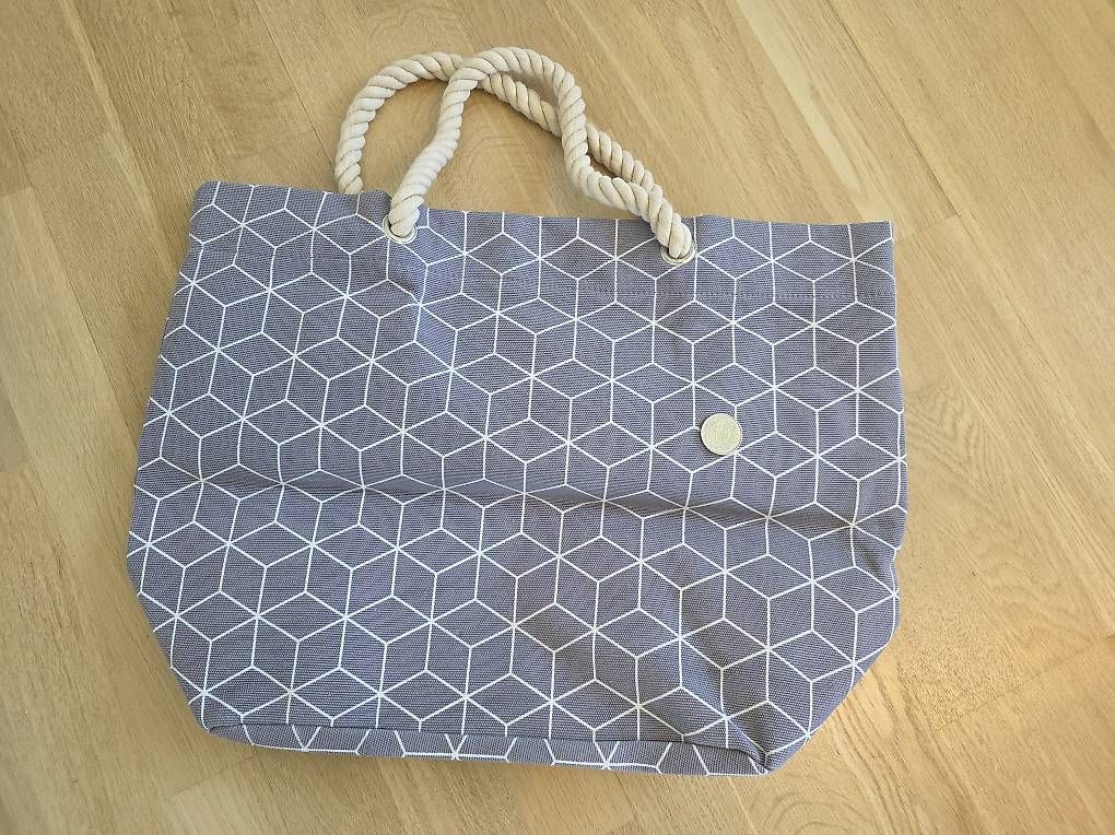 Borse da donna: Tasche / Handtasche / Rucksack / – Usato da St. Gallen venduto da loveric 3