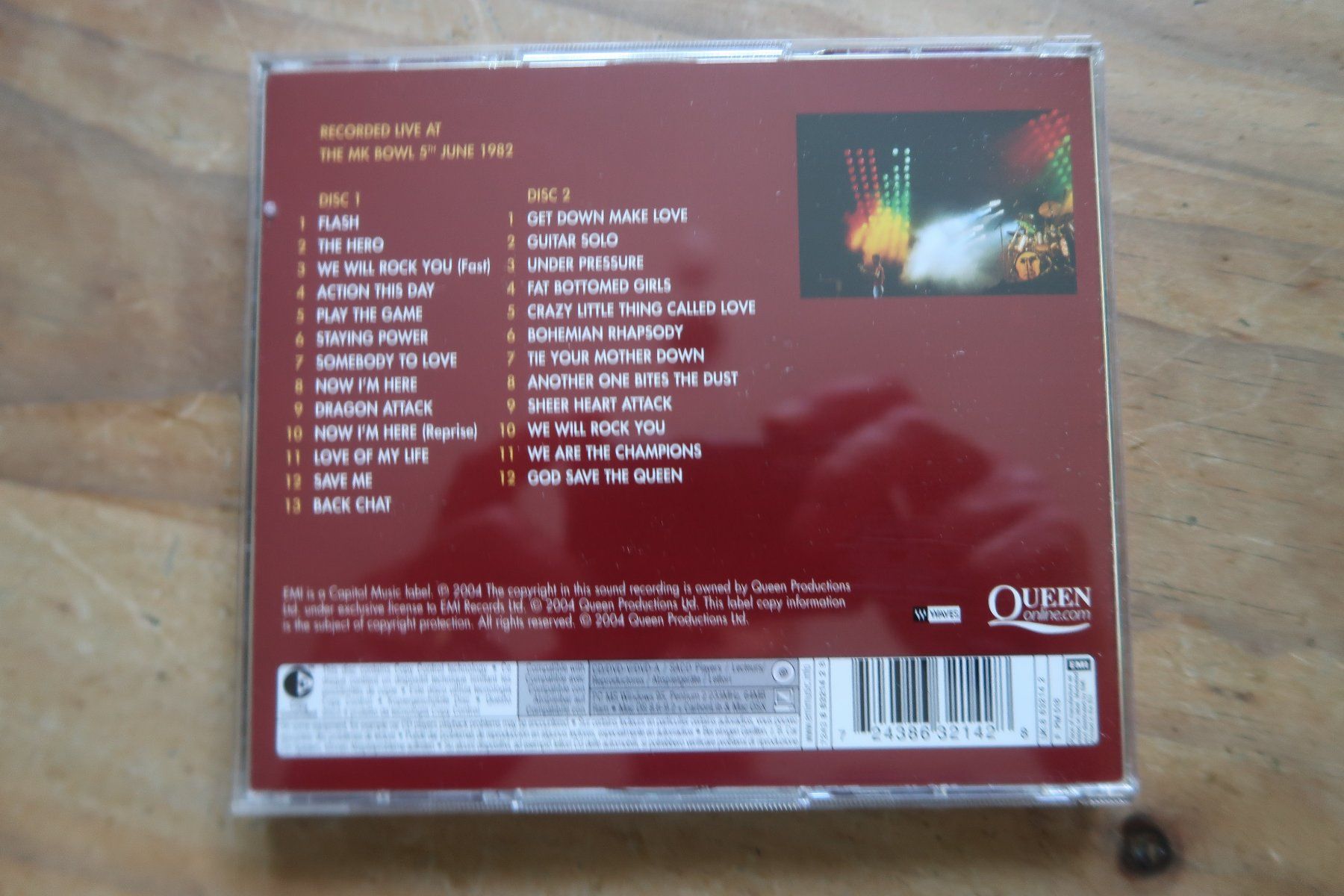 CD: QUEEN - LIVE AT THE BOWL -  2x CD – Usato da Basel venduto da Patiscat 1
