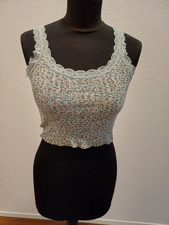 BDG Top Blumenmuster Grösse XS