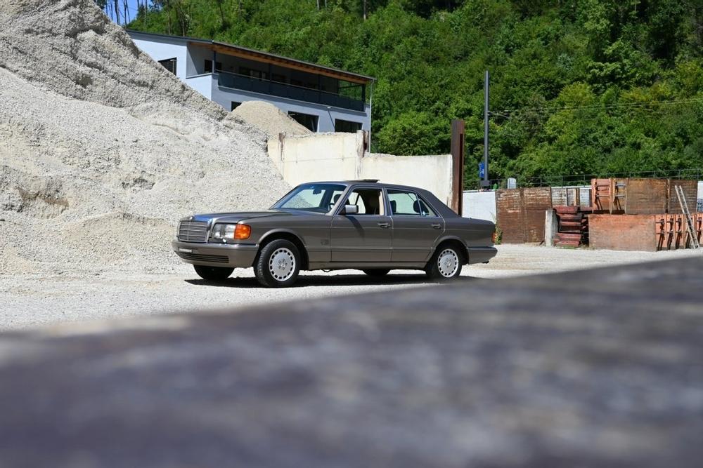 Mercedes-Benz 500SE