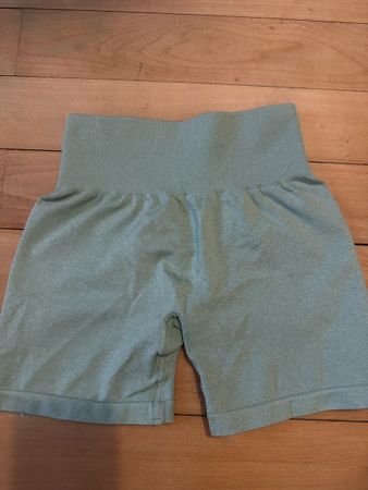 TEVEO Sport Shorts XS, Mintgrün, wie neu für den Sommer!