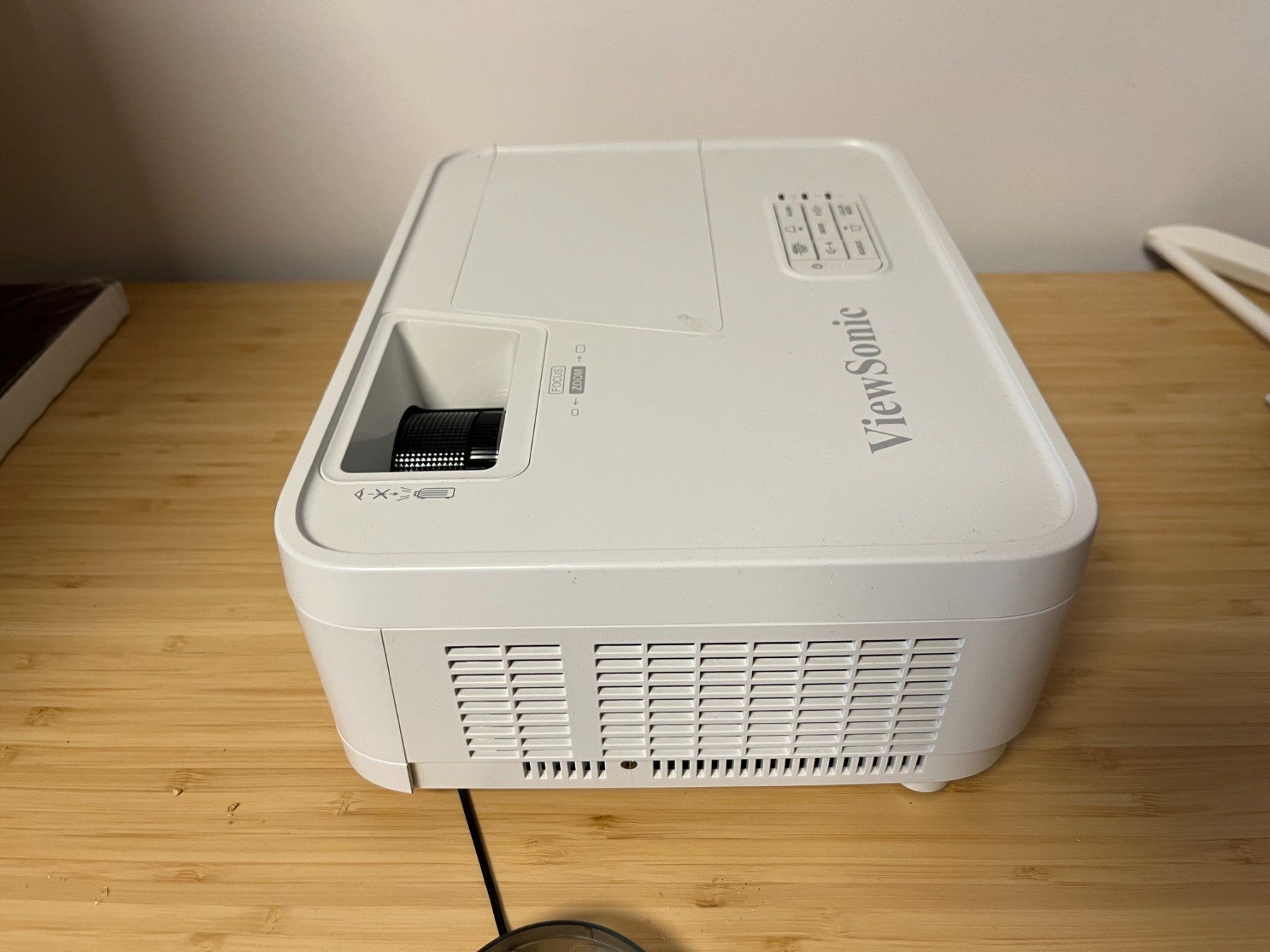 Viewsonic Videoprojektoren: Viewsonic PX706HD – Gebraucht aus Birmensdorf ZH von viehzeug 1