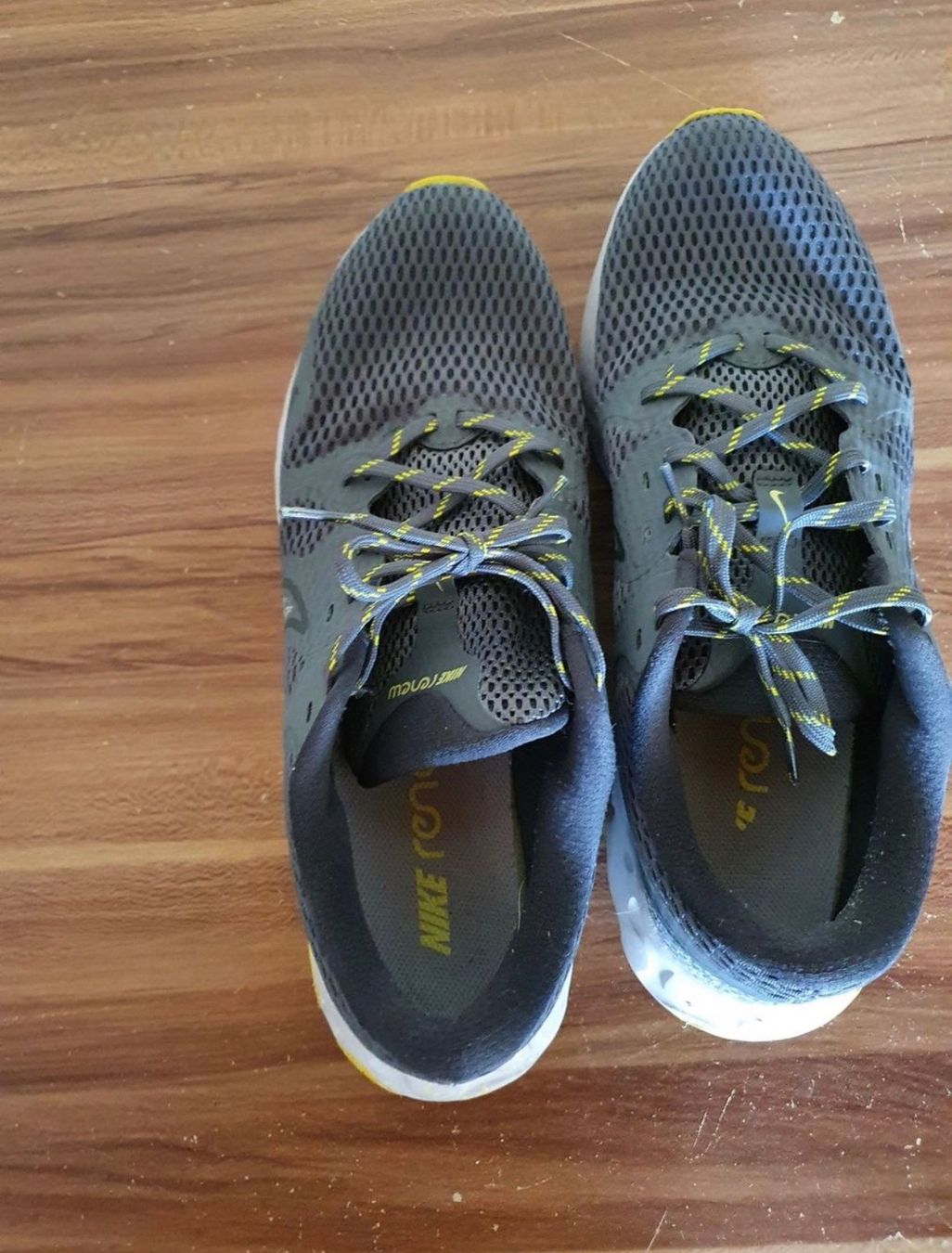 Nike Scarpe da uomo: Nike Running Sneaker - AB 79.- – Usato da Kriens venduto da saleworld 2