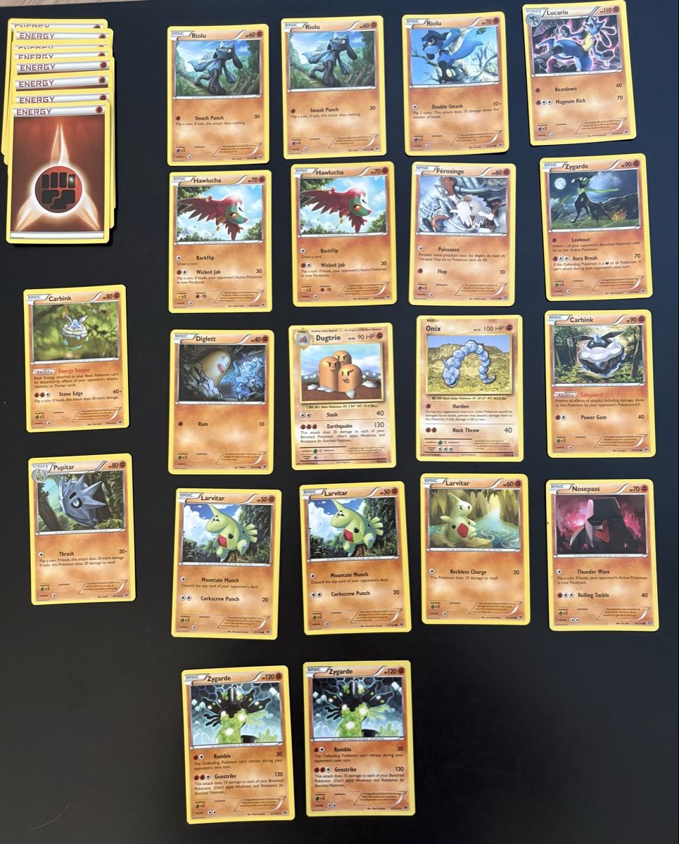 Pokémon Cartes à collectionner: Pokémon Sammelkarten  – D'occasion à Aegerten par obixli