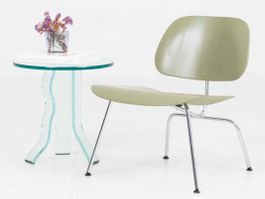 Vitra LCM Sessel von Charles & Ray Eames in Schilfgrün