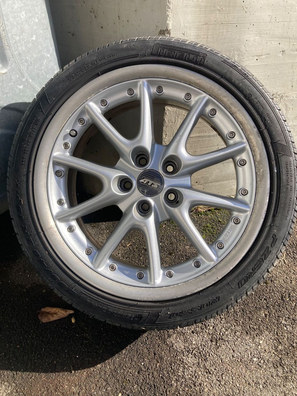 Pneus & Roues: Kompletträder zu VW Passat B6 – D'occasion à Heimenschwand par cat304