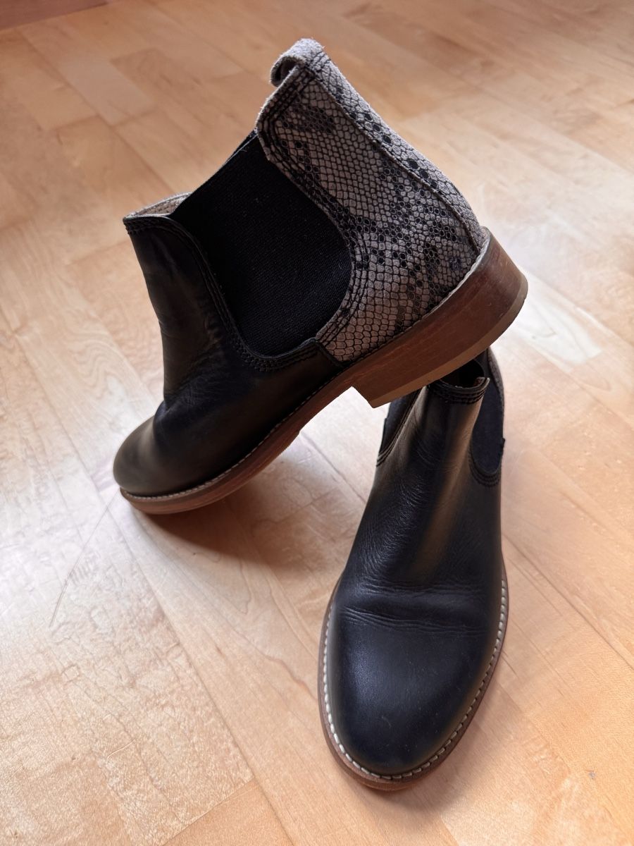 Navyboot Damenschuhe: Navyboot Boots, Gr.37 – Gebraucht aus Küsnacht ZH von mar_tr9p 1