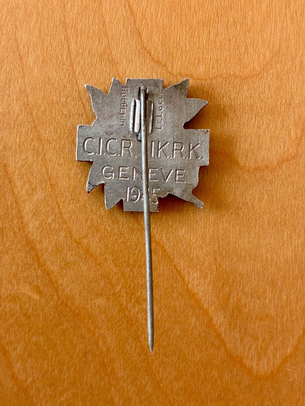 Placchette & Badge: Historische Anstecknadel IKRK 1945 – Usato da Altdorf UR venduto da Arnold510 1